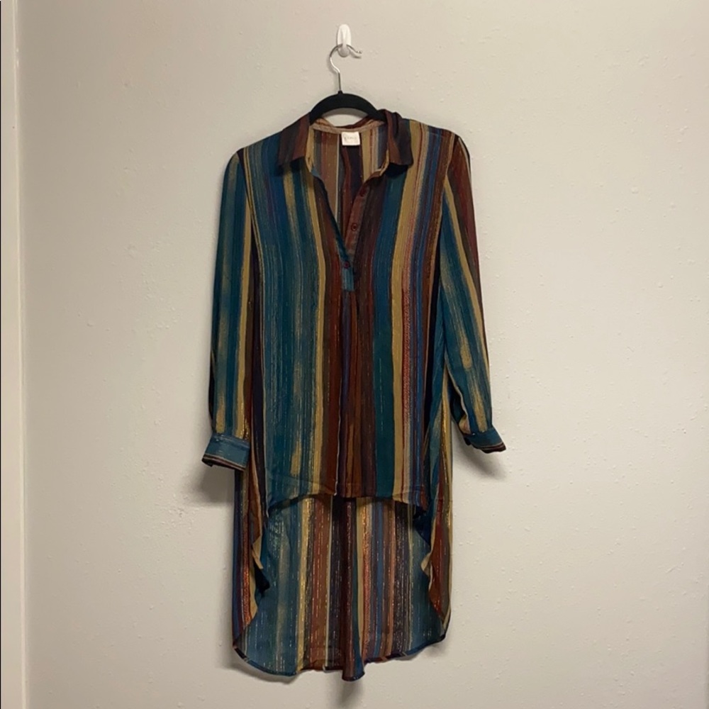 Transparent flowy high-low shirt